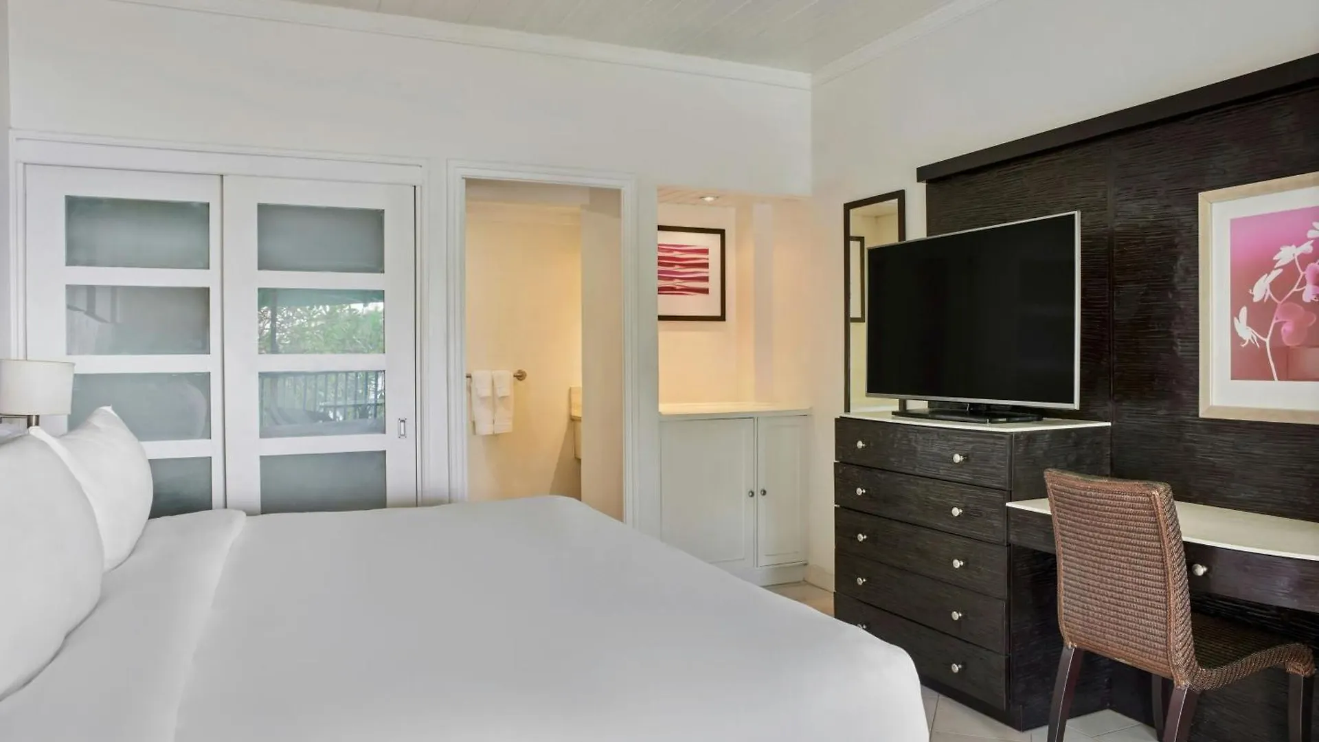 Crystal Cove By Elegant Hotels - All-Inclusive Сент-Джеймс