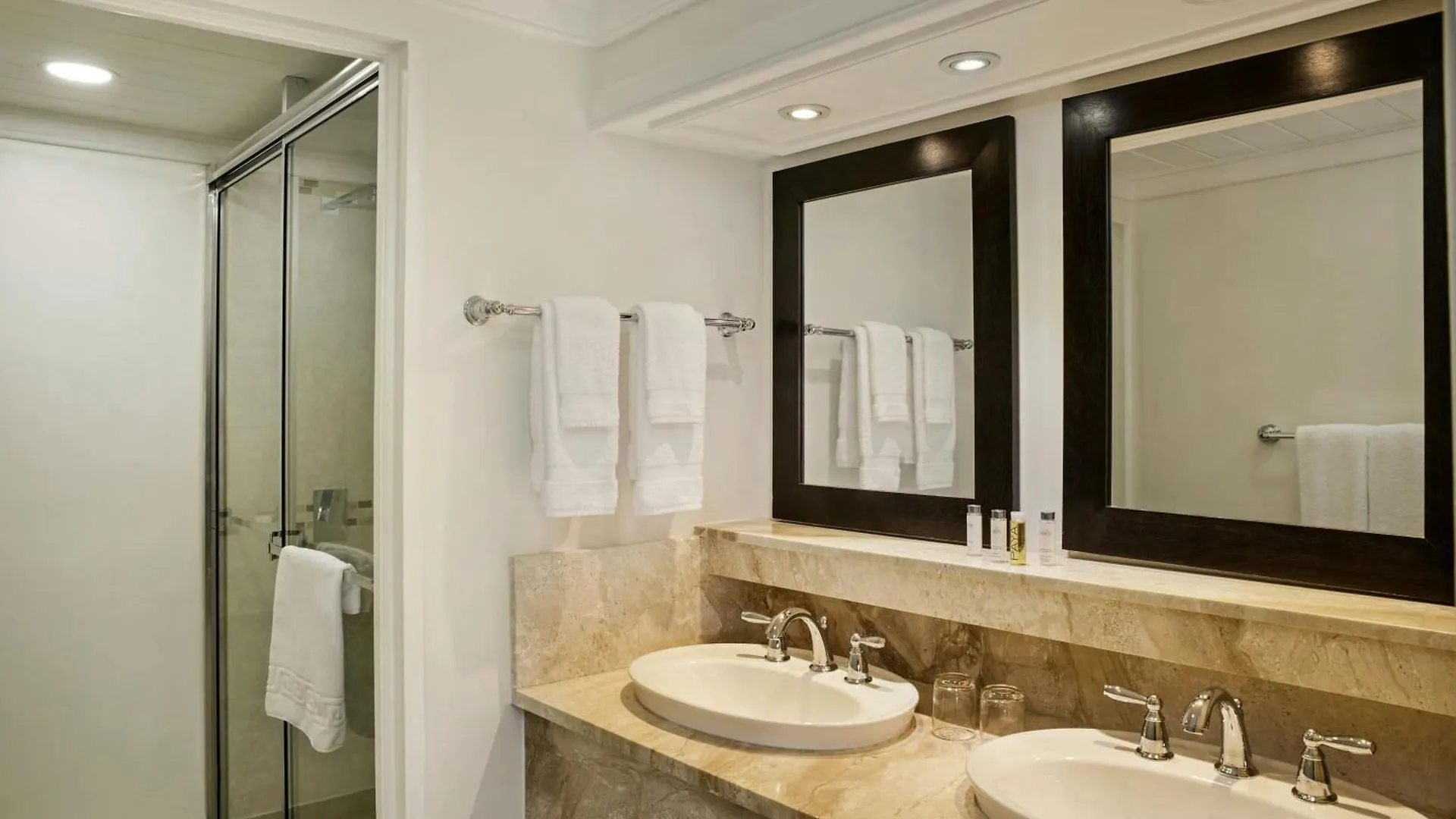 ****  Crystal Cove By Elegant Hotels - All-Inclusive Сент-Джеймс Барбадос