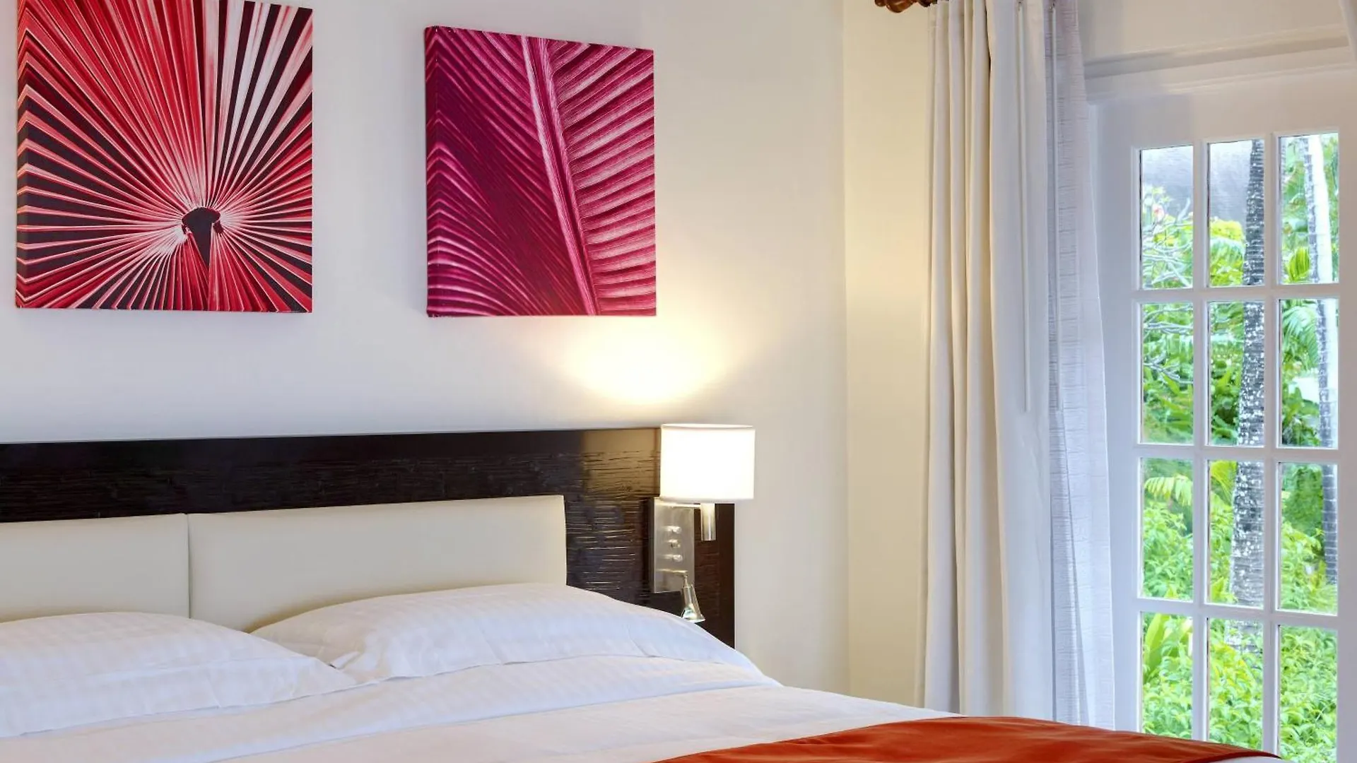 Crystal Cove By Elegant Hotels - All-Inclusive Saint James