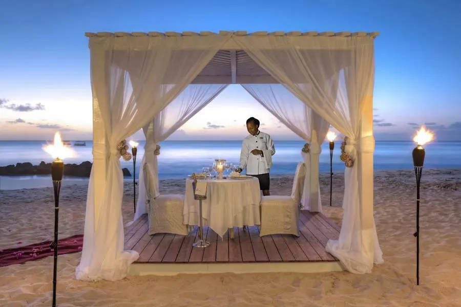 Crystal Cove By Elegant Hotels - All-Inclusive Saint James